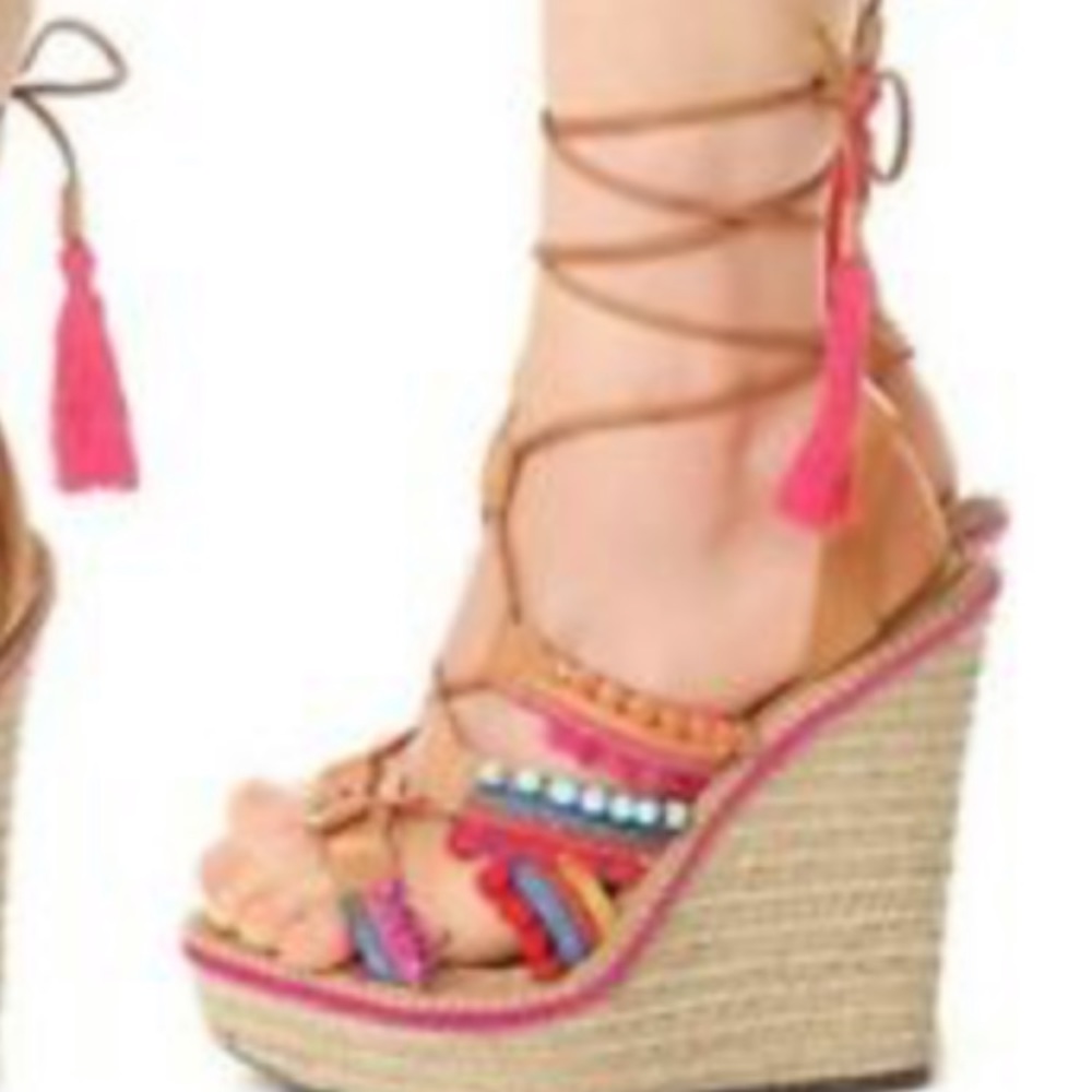 Sandals size 8